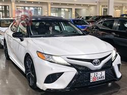 تۆیۆتا کامری